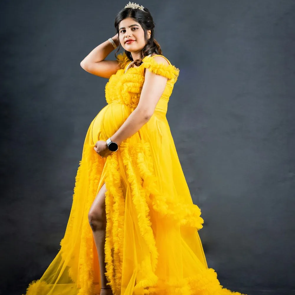 Best maternity photographer in Kolkata