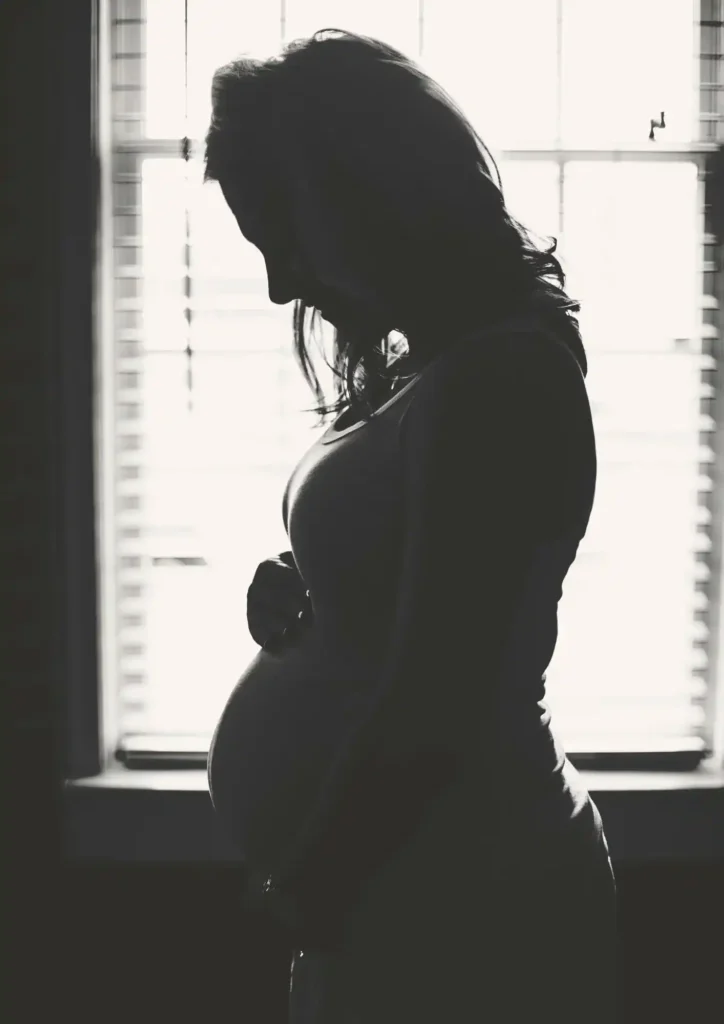 Maternity photoshoot offers in Asansol