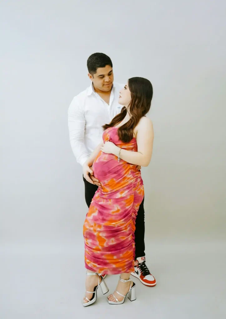 Maternity photoshoot with husband