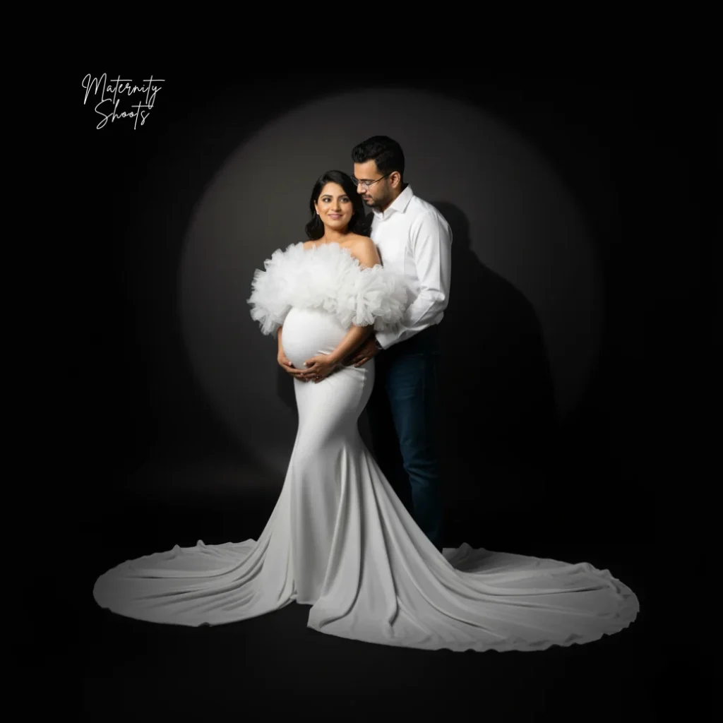 Black & White Indoor Maternity Shoot – Sonari, Jamshedpur